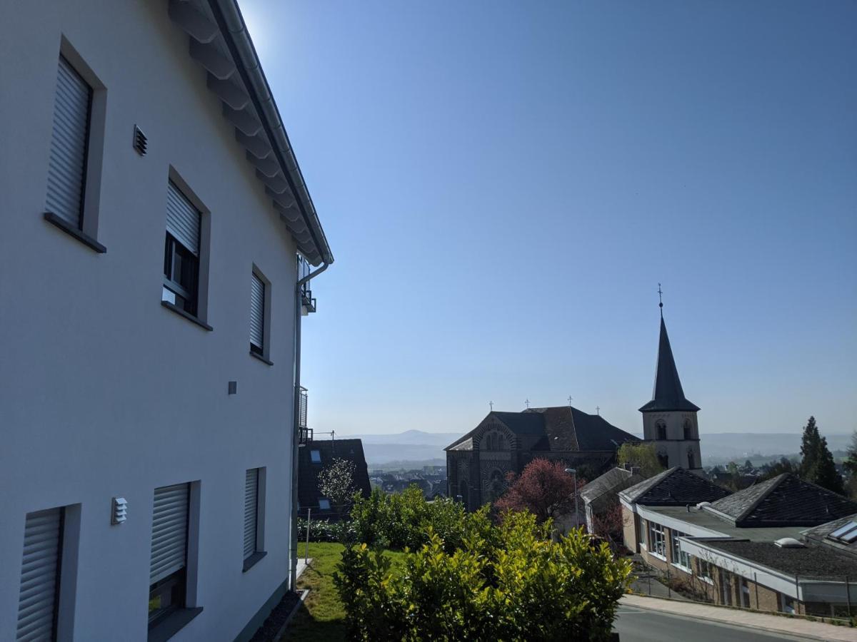 Ferienwohnungen Pellenzblick - Wohnen Auf Zeit - Nickenich Extérieur photo