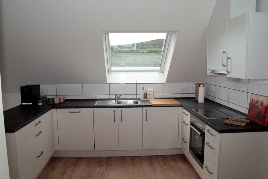 Ferienwohnungen Pellenzblick - Wohnen Auf Zeit - Nickenich Extérieur photo